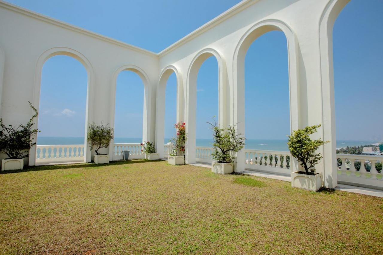 De Saram Residencies